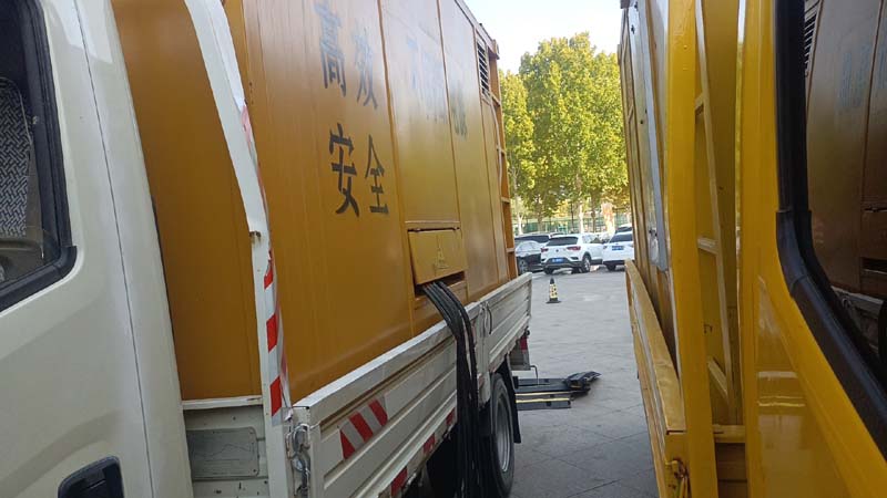 前郭如何判断柴油发电机组和UPS电源的切换时间是否符合要求？